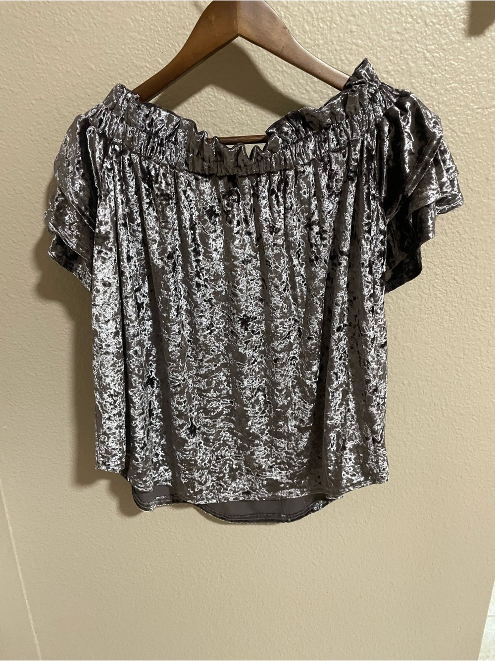 Velvet Ruffle Off-Shoulder Top - Silver Gray - Picture 2 of 5